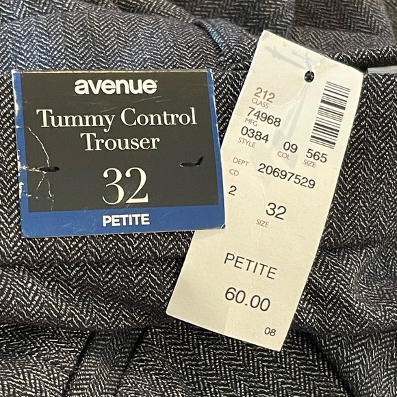 NWT! ($60) Avenue Women's Tummy Control Trouser Pants Petite Women Plus Size 32P - Picture 2 of 14